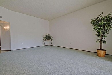 17209 N 107th Ave, Sun City, AZ 85373 - photo 4