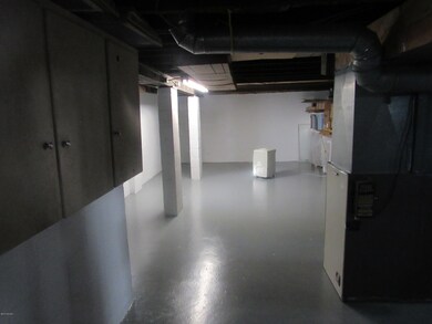 1318 Cass St, Niles, MI 49120 - photo 7