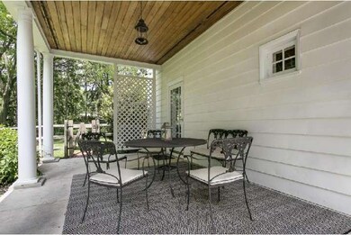 6011 W Valley Green Rd, Flourtown, PA 19031 - photo 7