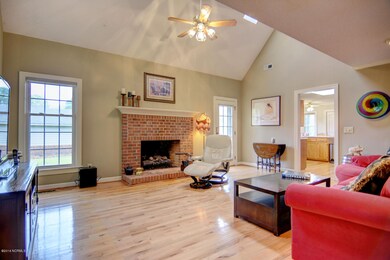 4707 Hammock Pl Wilmington NC-large-005-