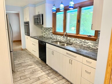 397 Cross St, Hanson, MA 02341 - photo 2