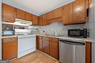 1305 Ridgecrest Ln SE, Smyrna, GA 30080 - photo 4