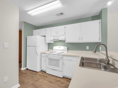 1095 Plantation Dr W unit 30D, Little River, SC 29566 - photo 6