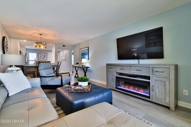 3801 S Atlantic Ave 204-3 LVINIGN ROOM