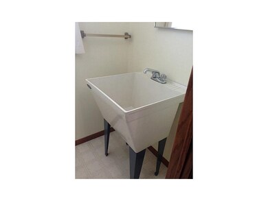Half Bath-L1. half bath with full laundry tub