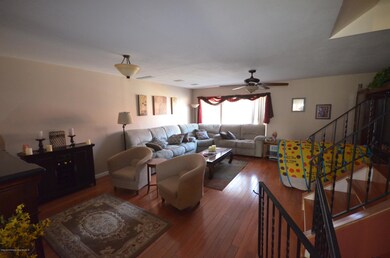 146 Redwood Loop, Staten Island, NY 10309 - photo 3