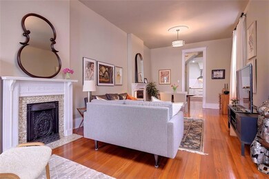 1009 First St, New Orleans, LA 70130 - photo 2