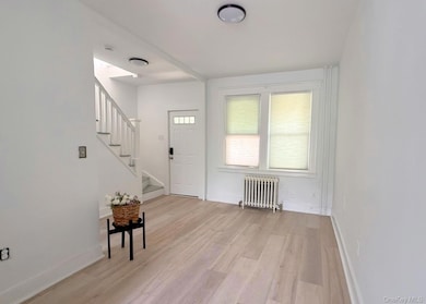 35 7th St, New Rochelle, NY 10801 - photo 3