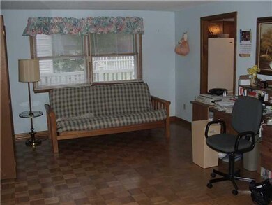 234 Selkirk Dr, North Tonawanda, NY 14120 - photo 6