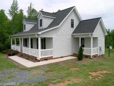 1603 Foxfire Rd, Asheboro, NC 27205 - photo 3