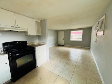 11733 N 12th St unit G, Tampa, FL 33612 - photo 5