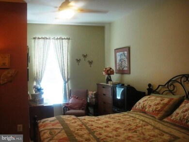 8615 Fluttering Leaf Trail unit 202, Odenton, MD 21113 - photo 2