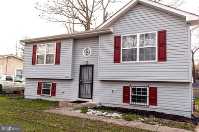 522 Cedarleaf Ave, Capitol Heights, MD 20743 - photo 2