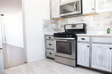 10 Washington St unit Floor 2, Rumson, NJ 07760 - photo 4