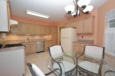 1 Philip Ln, Middle Island, NY 11953 - photo 7