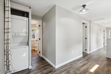 07-67 Passaic St, North Middletown, NJ-7