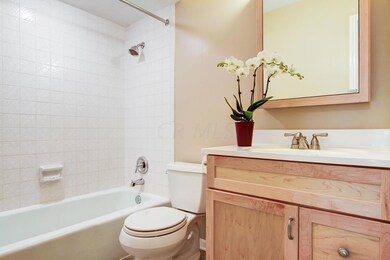 4297 Chaucer Bath1