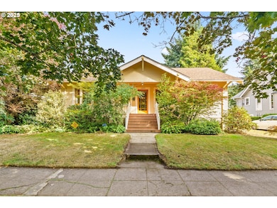 1049 W Broadway, Eugene, OR 97402 - photo 2