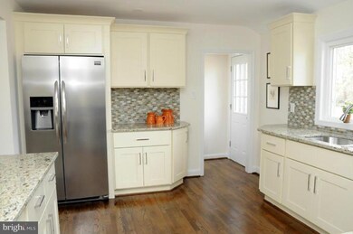 406 E Timonium Rd, Lutherville Timonium, MD 21093 - photo 7