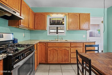 449 Grace Place, El Paso, TX 79915 - photo 7