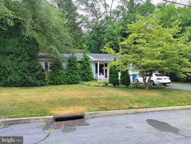 33 Delwood Rd, Cherry Hill, NJ 08002 - photo 2