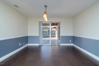 Formal Dining
