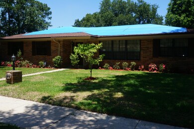 8179 Veracruz Dr, Jacksonville, FL 32211 - photo 4