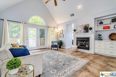 1905 Lancaster St, San Marcos, TX 78666 - photo 4