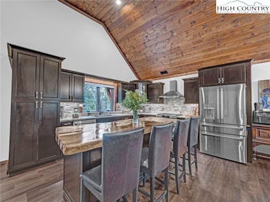 196 Cloud Spring Dr, Sugar Mountain, NC 28604 - photo 7