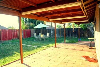 LARGE Backyard Full Covered Patio - Length of Home