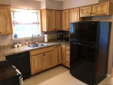 14 Michael Dr, Saratoga Springs, NY 12866 - photo 6