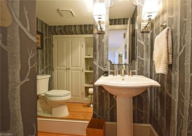 Powder Room