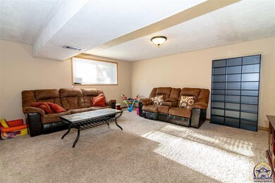 3101 SW Grand Ct, Topeka, KS 66614 - photo 7