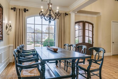 Formal Dining