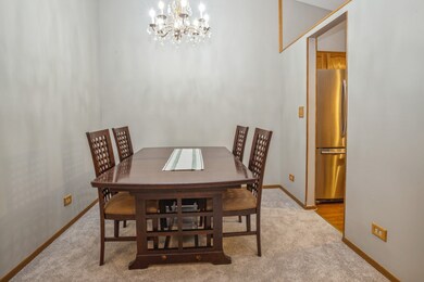 1718 Chesapeake Ln unit 8, Schaumburg, IL 60193 - photo 5