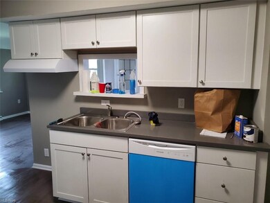 NEW KITCHEN