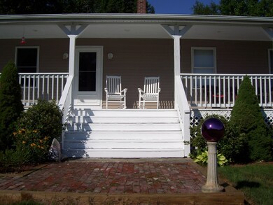 2386 Chestnut Hill Ave, Athol, MA 01331 - photo 4