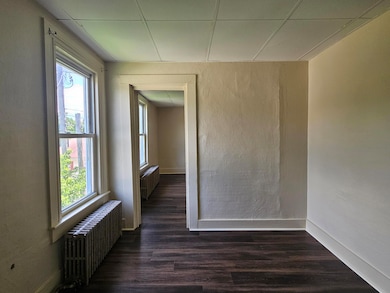 Bedroom 2.1