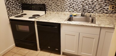 37 Fountain Ln unit 2, South Weymouth, MA 02190 - photo 5