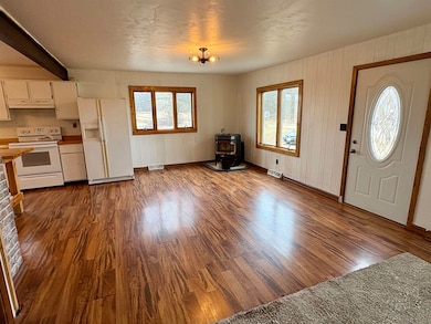 W10349 Valley View Rd, Shawano, WI 54166 - photo 6