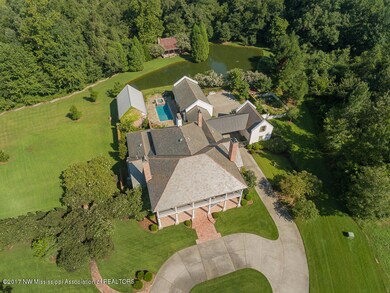4562 Spring Place-SMALL-2