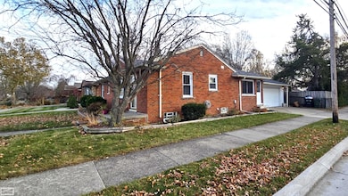 22500 O'Connor St, St. Clair Shores, MI 48080 - photo 3