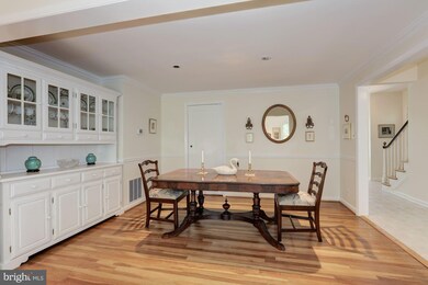 3521 Hamlet Place, Chevy Chase, MD 20815 - photo 5