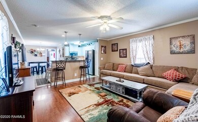 Living Room 2 (1)
