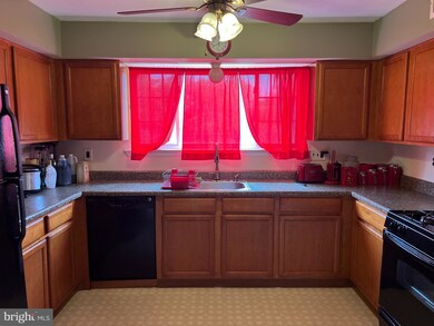 1602 Beechwood Place, Clementon, NJ 08021 - photo 5