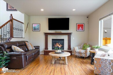 10-Living Room_MAX0135