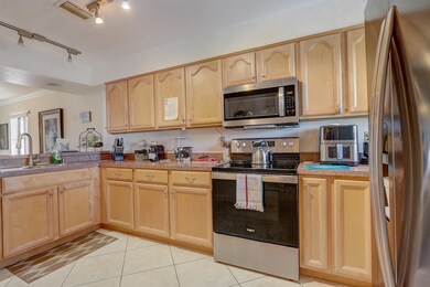 N Highway A1A Apt 411-008