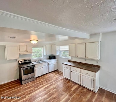 3712 Dale Ln, Moss Point, MS 39563 - photo 4