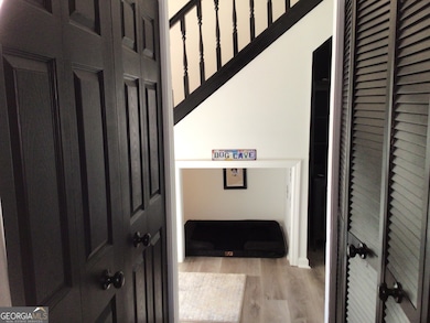 1554 Circlestone Dr unit 1, Stone Mountain, GA 30088 - photo 3