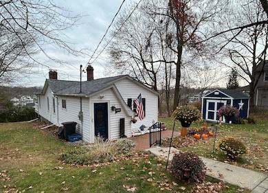 129 Farview Ave, Wolcott, CT 06716 - photo 2